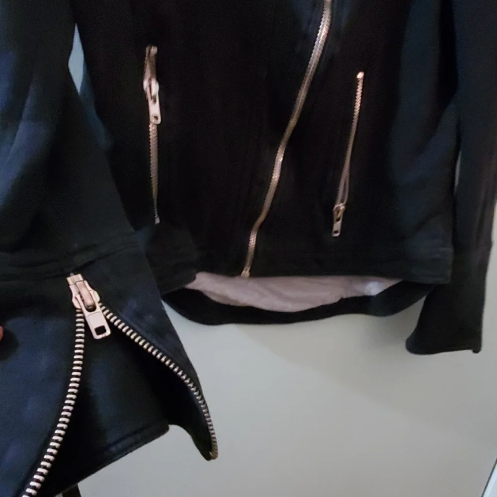 Jacket - Picture 3 of 5